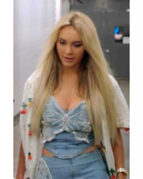 90 Day Fiance Happily Ever After Yara Zaya Fruit Printed Sweater