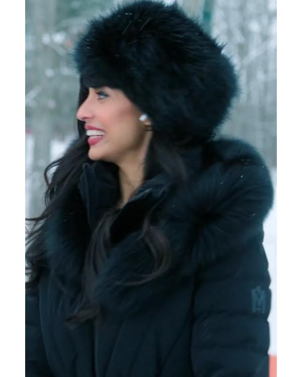 A Merry Little Ex-Mas 2025 Jameela Jamil Black Fur-Trim Coat