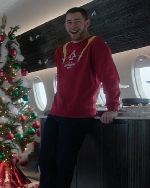 A Very Jonas Christmas Nick Jonas “I’M A Düsseldorf GIRL” Sweatshirt