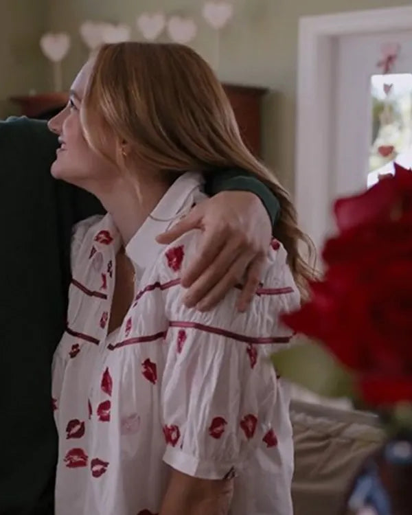 A Make or Break Holiday Hunter King White Blouse